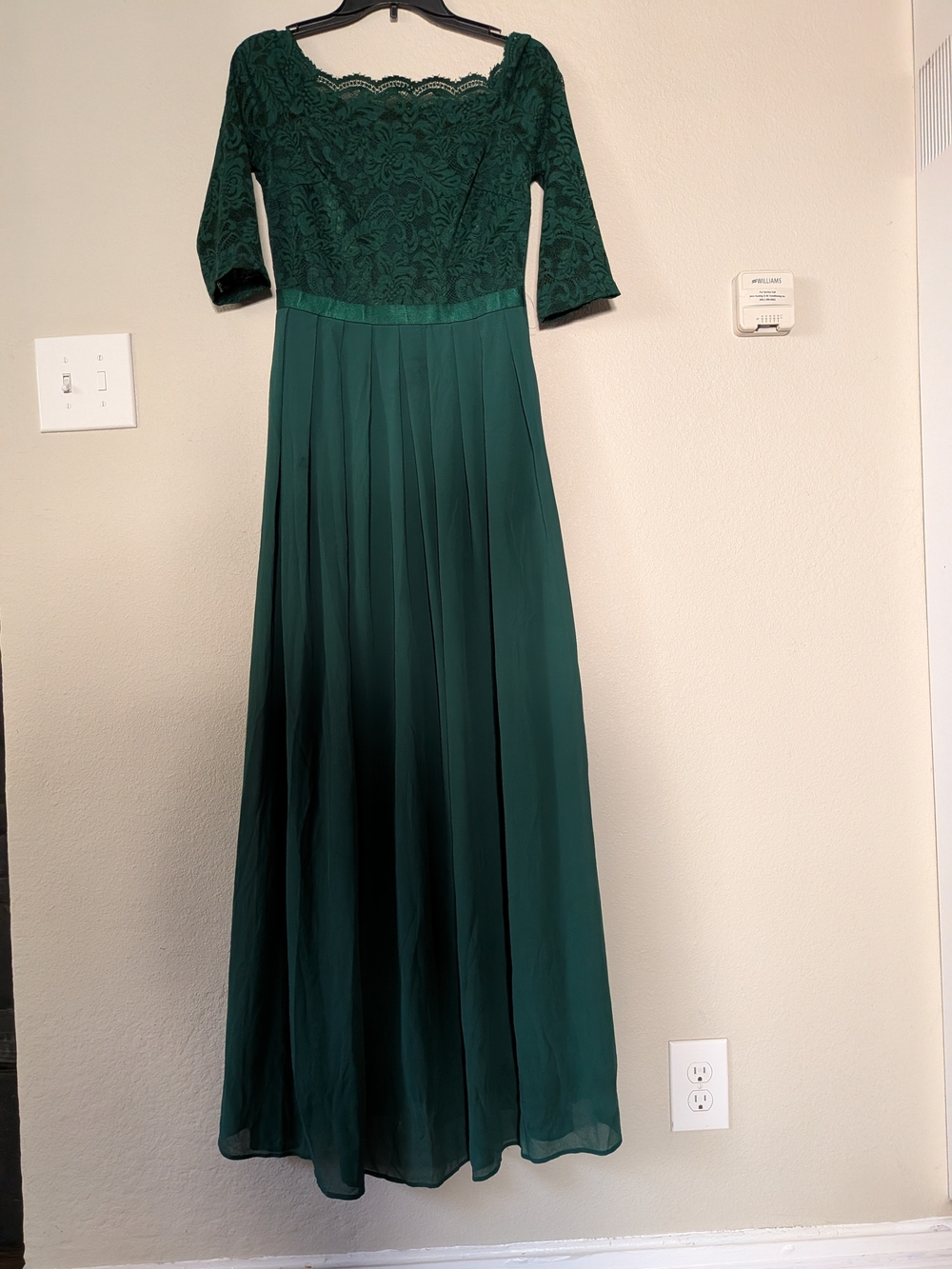 Miusol Emerald Green Lace Bodice Chiffon Maxi Dress NWT